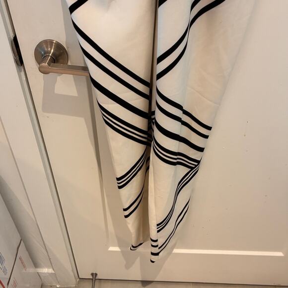 KEEPSAKE the Label Cross Neck Halter Geometric Print Jumpsuit XXS - Picture 3 of 12